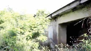 An-angle-of-the-decaying-health-centre
